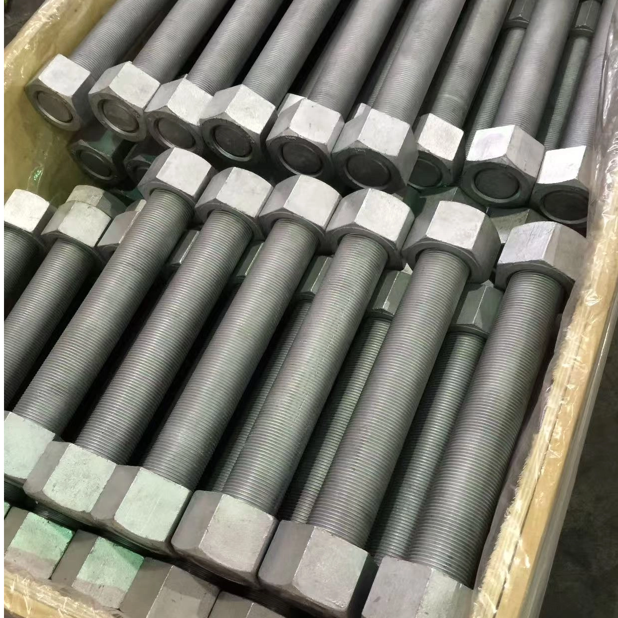 Full Thread Stud Bolt for Wind Turbine Tower Connection